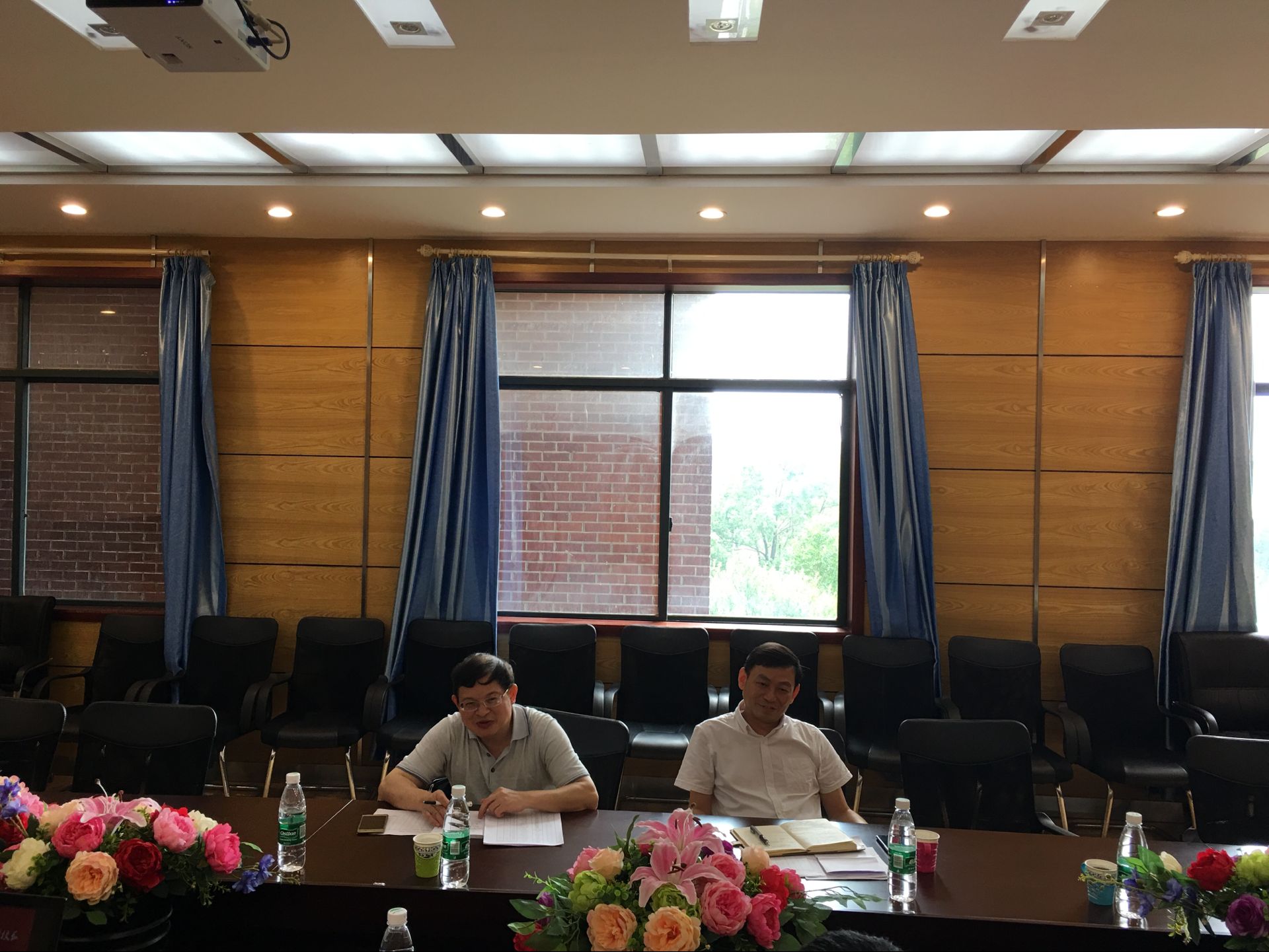陈运平副校长莅临政法学院调研指导工作