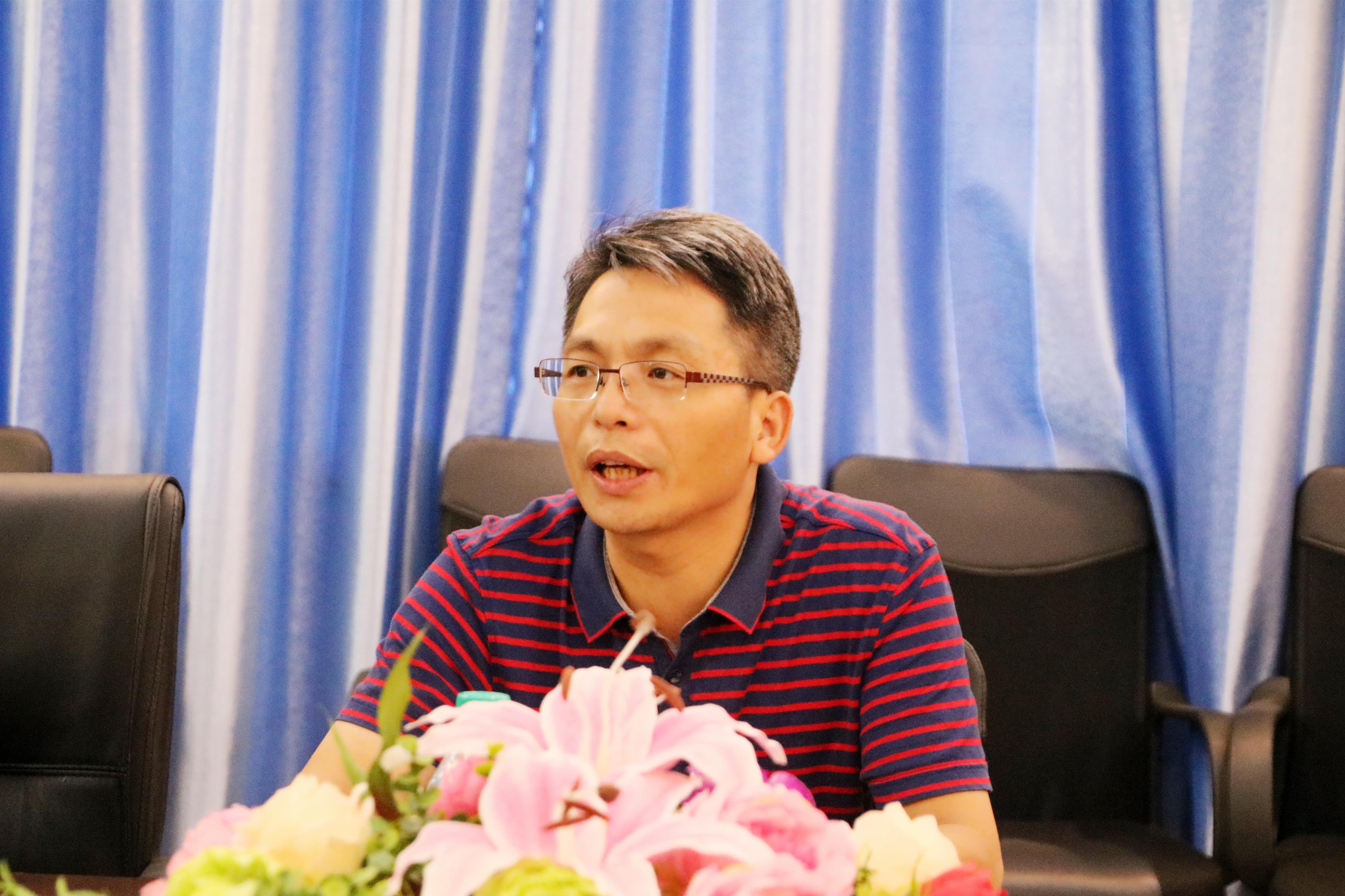 家校联合齐助力，共话成长与未来
