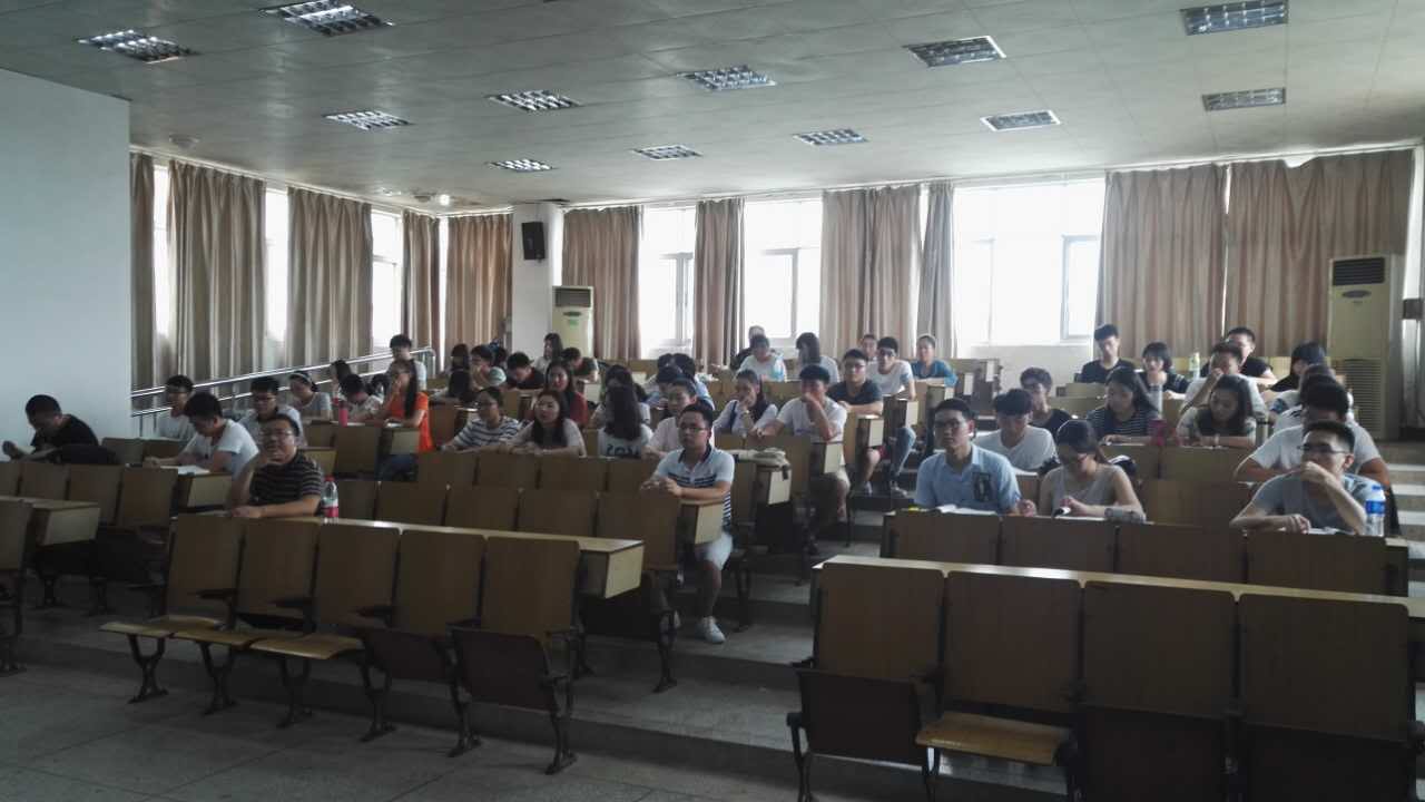政法学院赴井冈山大学进行研究生招生宣传工作