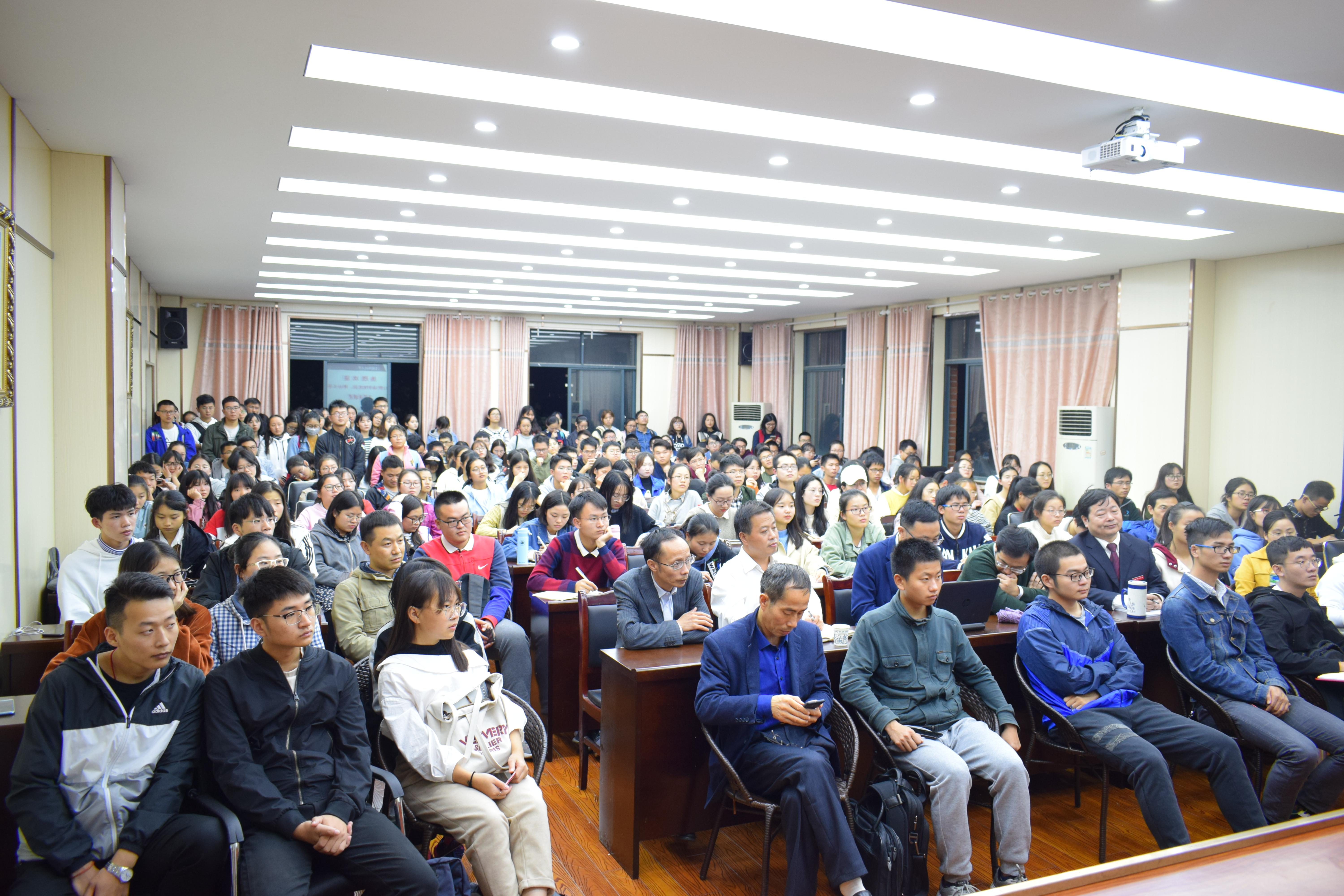复旦大学法学院院长孙笑侠教授莅临政法学院讲学