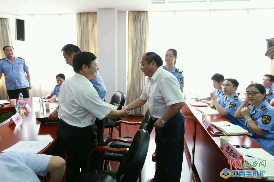 政法学院颜三忠教授受聘为江西省食品药品稽查办案法律咨询专家