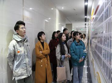 政法学院法律硕士实践活动:走进律所